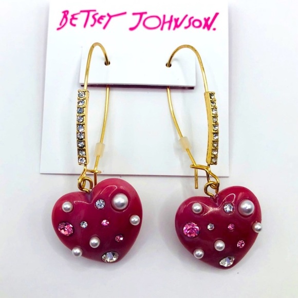 New Betsey Johnson Stone Heart Dangle Earrings - Picture 3 of 15